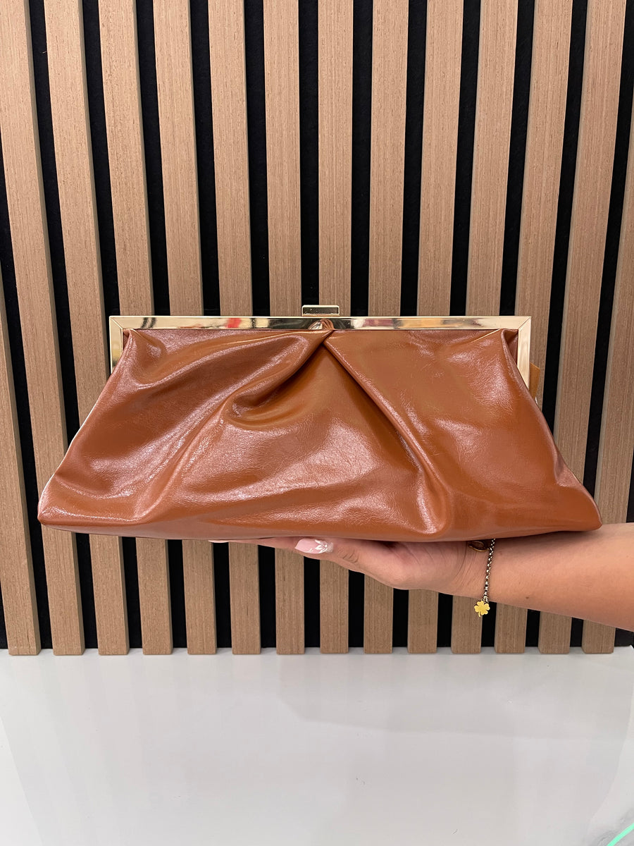 Borsa Dayana