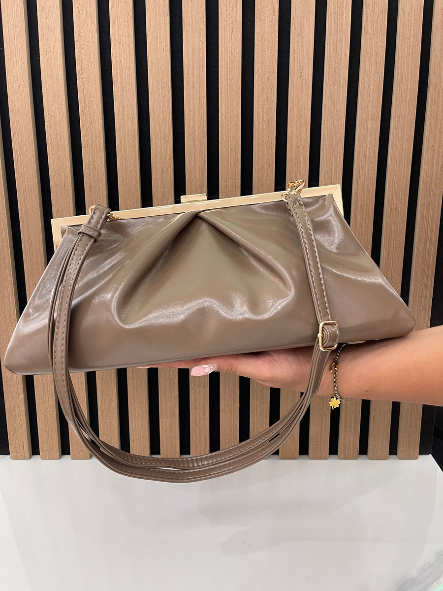 Borsa Dayana