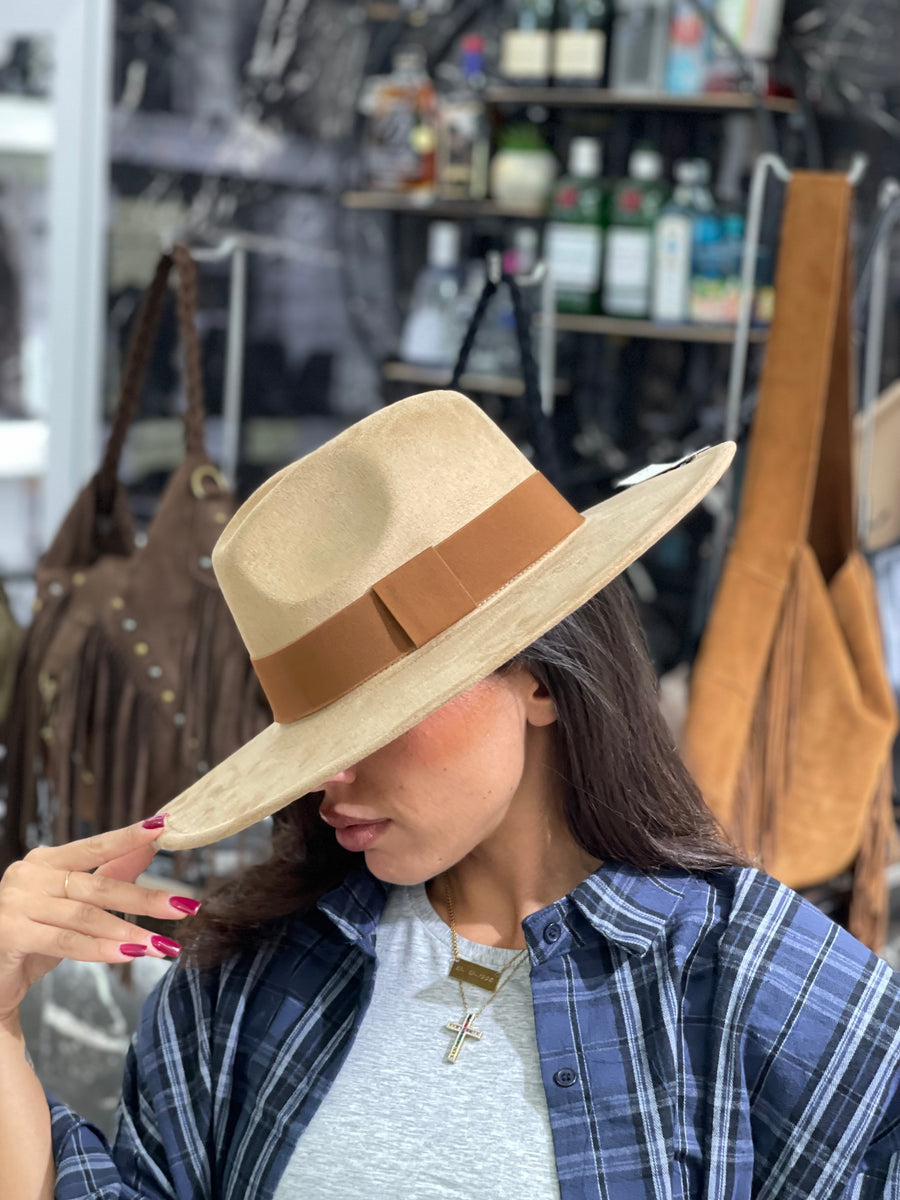 Cappello Tina