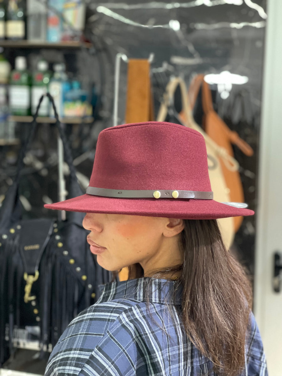 Cappello Ary